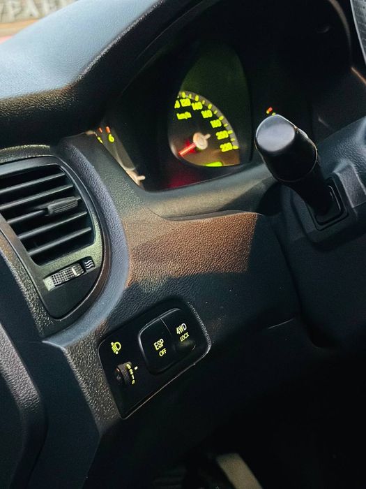 Продам Kia Sportage с надійним двигуном 2 л дизель