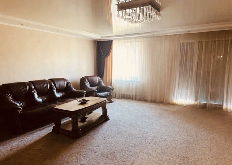 Продажа 4-к квартира 96м2 район Жадова.