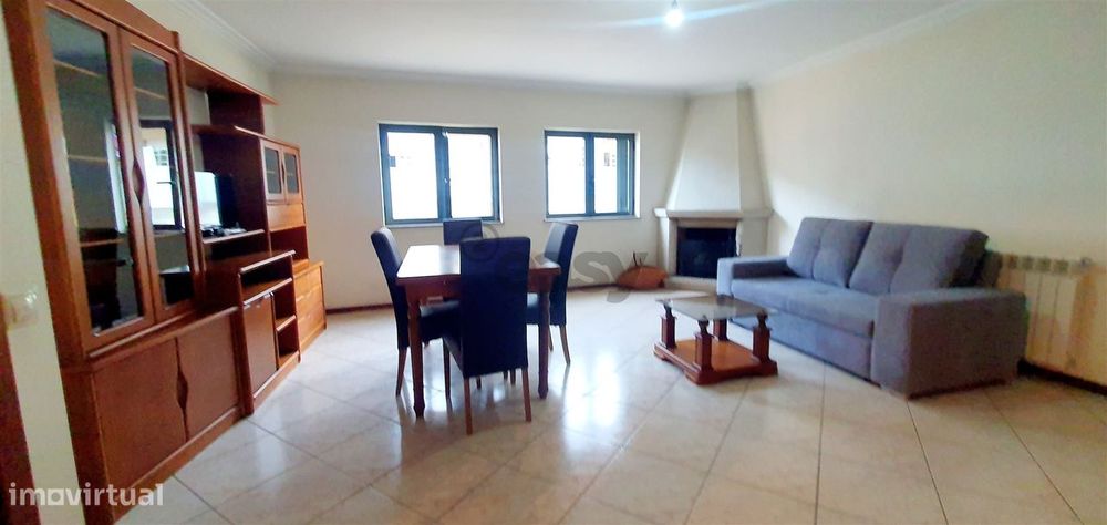 Apartamento T3 Arrendamento em Lamego (Almacave e Sé),Lamego
