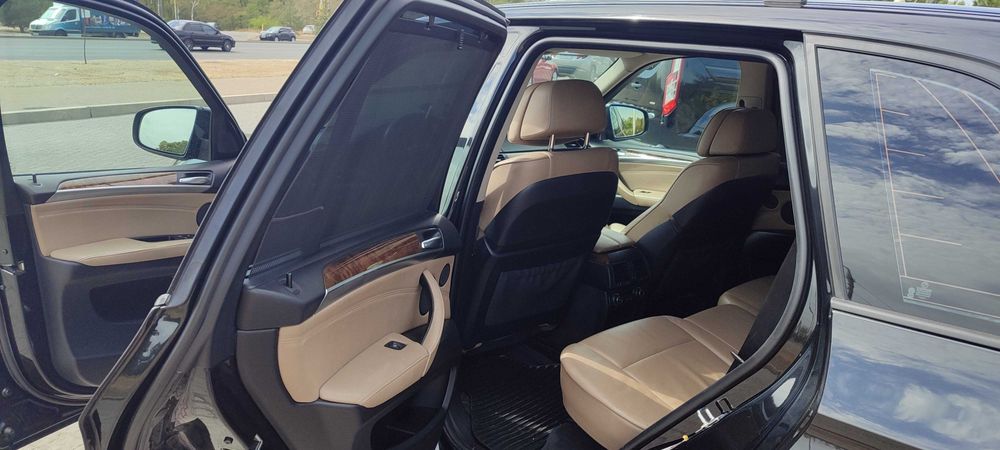 BMW х5 е70 продам