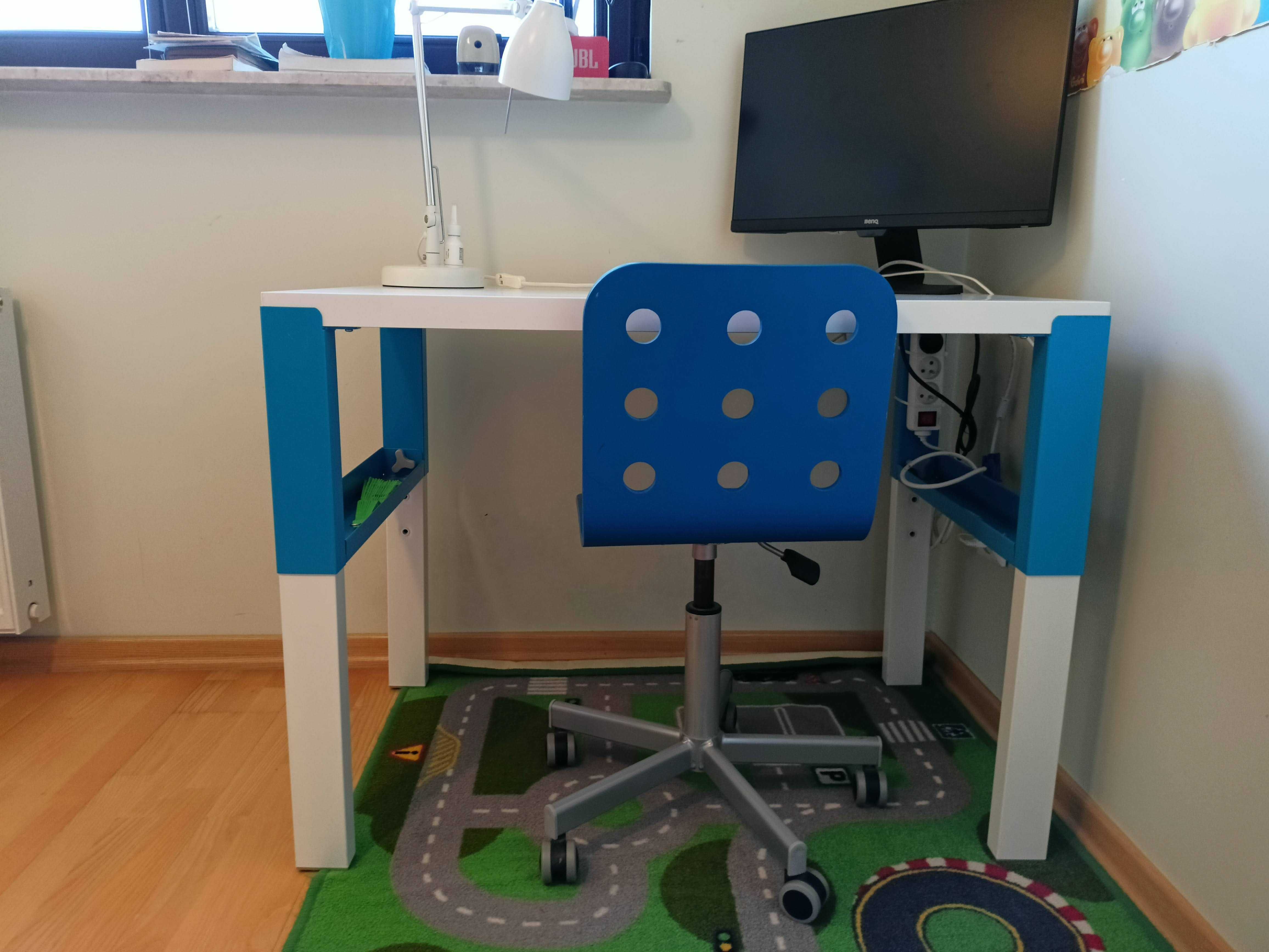 Biurko IKEA PAHL, używane - rezerwacja