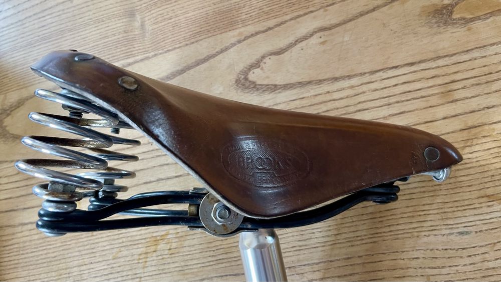 Siodełko Brooks Champion b66 ze sztycą alu 27.2mm