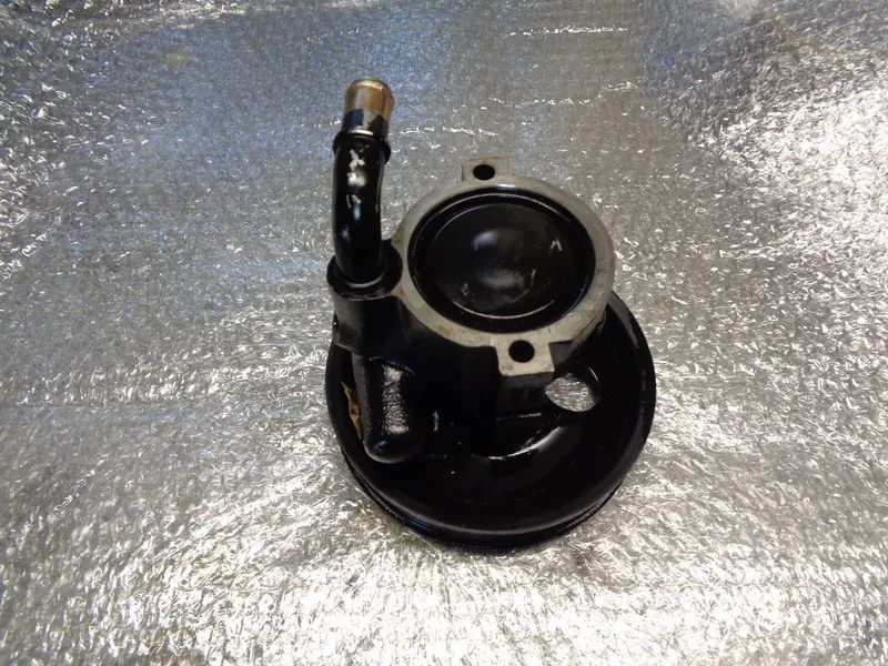 pompa wspomagania omega 2.5 v6 3.0 v6 mv6