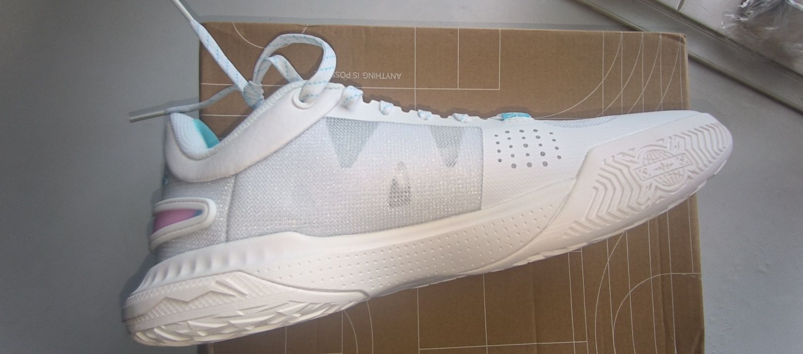 Баскетбольні кросівки li ning flash