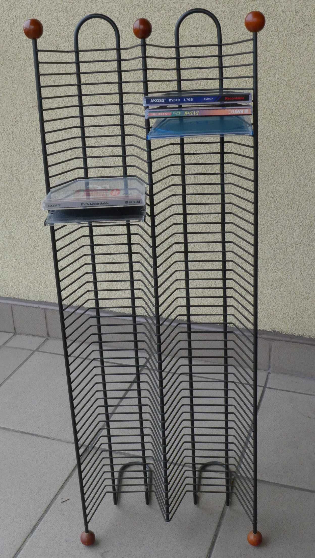 Stojaki na płyty CD , DVD