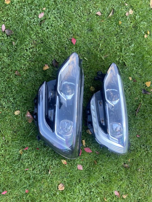 Reflektor Renault Megan IV