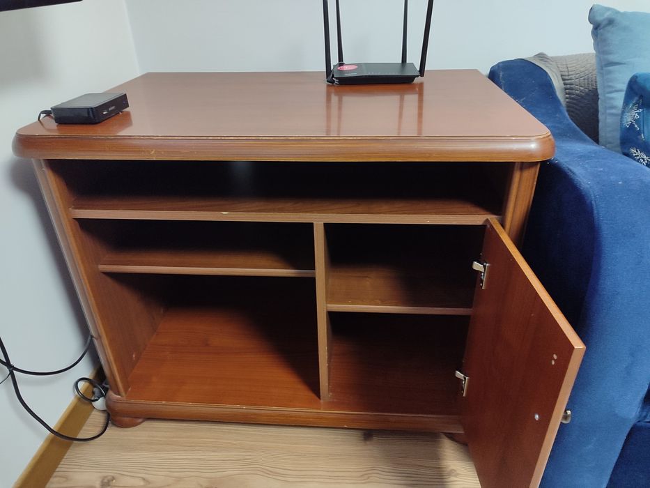 Komoda RTV z Black Red White