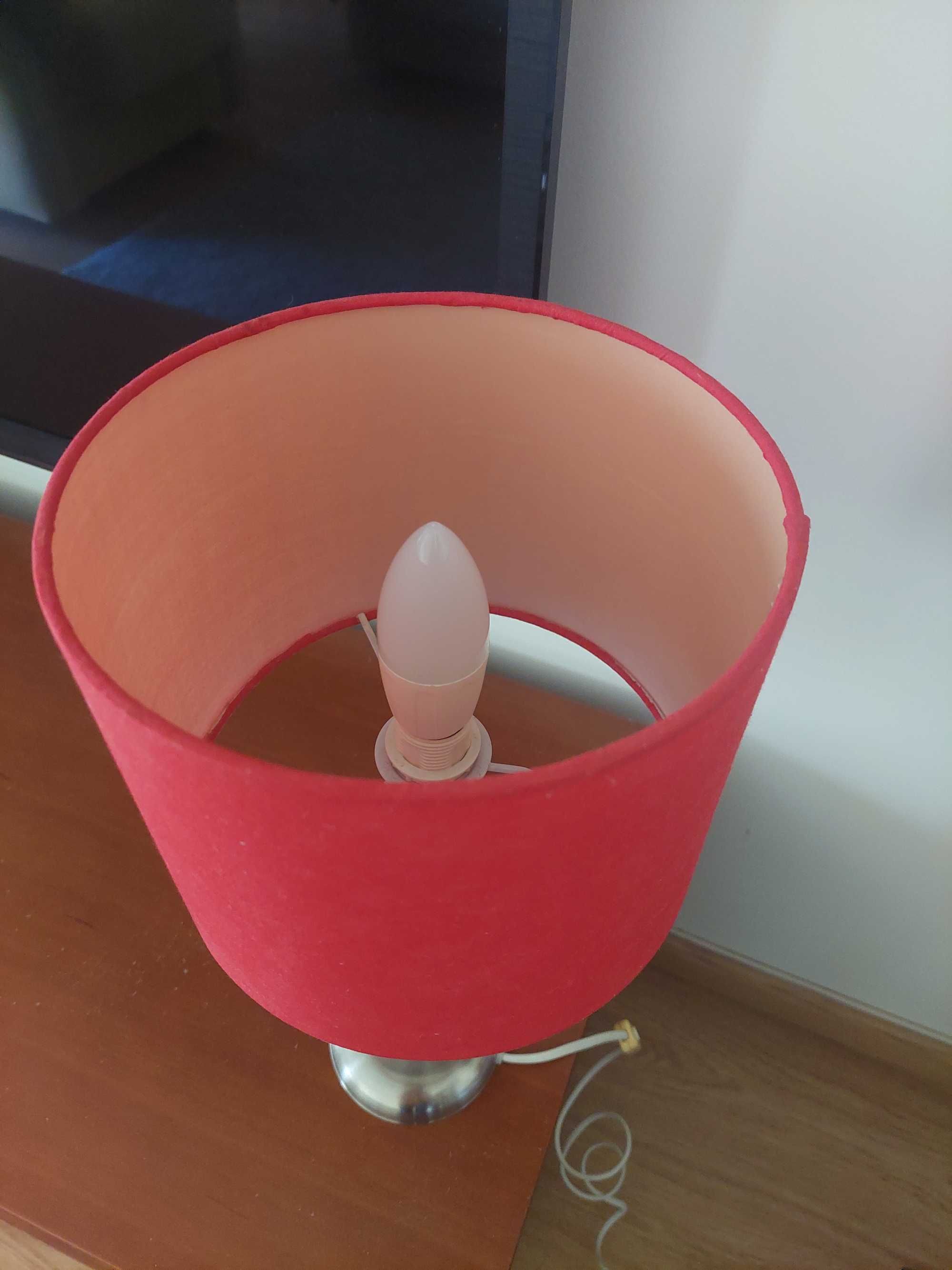 Conjunto candeeiro de tecto e de mesa