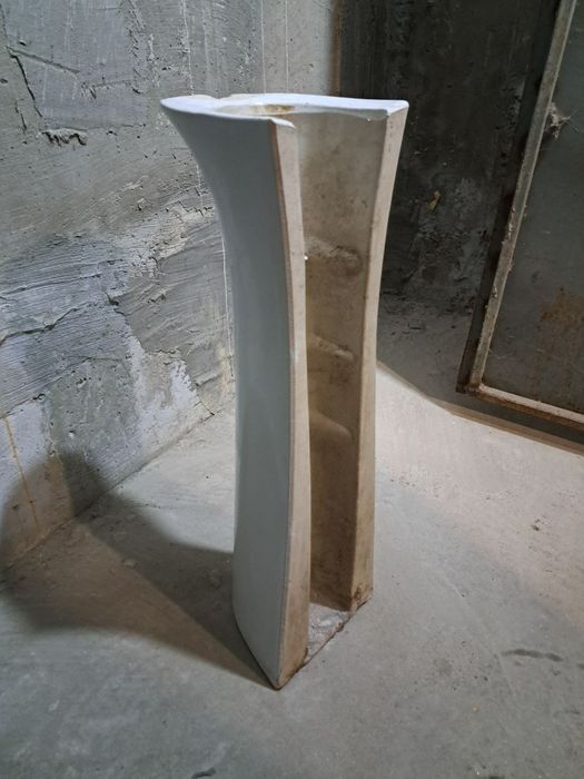 Підставка для умивальника, нога п'єдестал