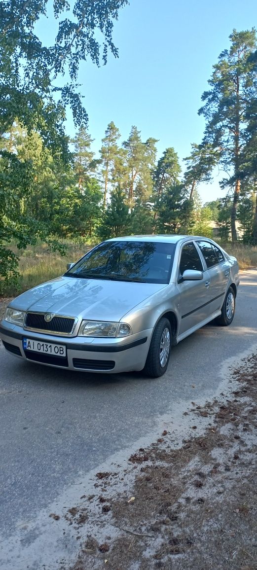 Продам Шкода Октавия Тур 1.6 mpi