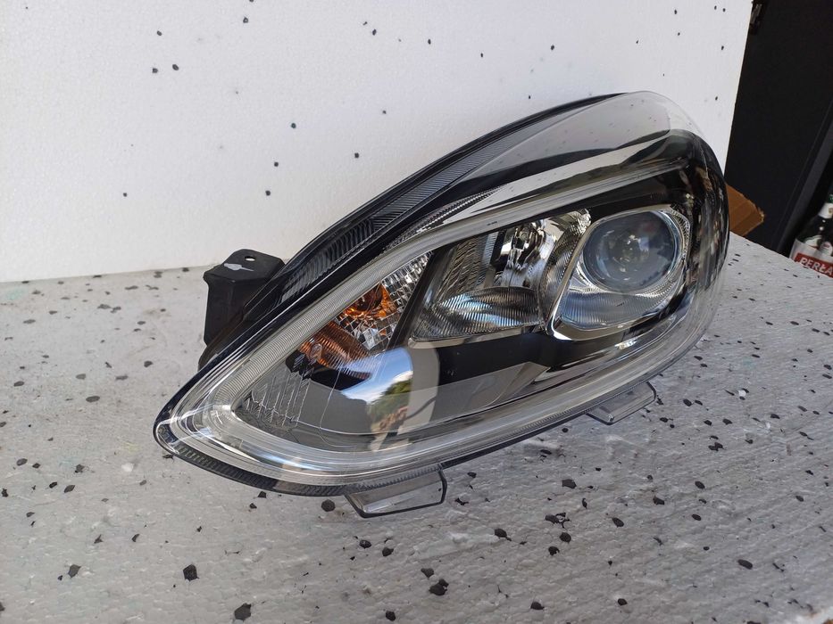 lampa lewa ford fiesta mk8 soczewka led model h1bb-13w030-cd od 2017-