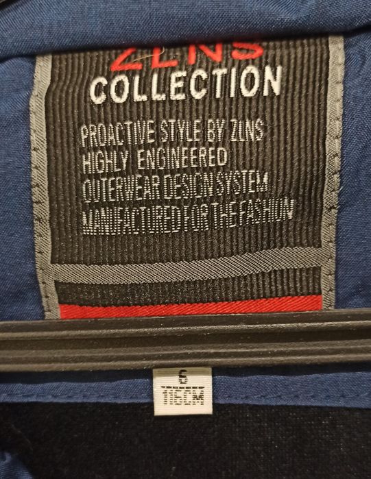 Продам куртку зимнюю для мальчика на рост 116 см