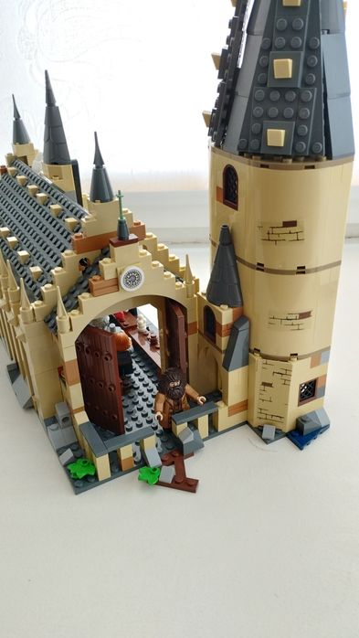 Замок Хогвартс лего Гаррі Поттер оригінал
