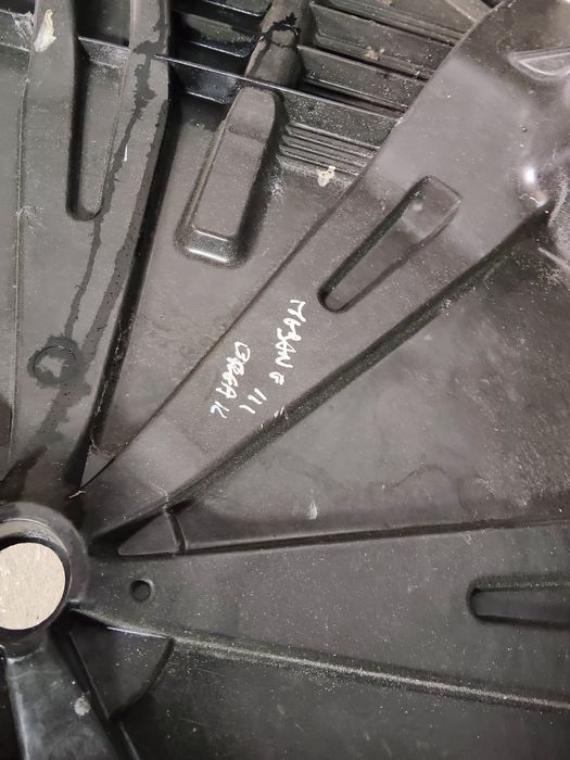 Fundo da mala Renault Megane 3 barato desocupar