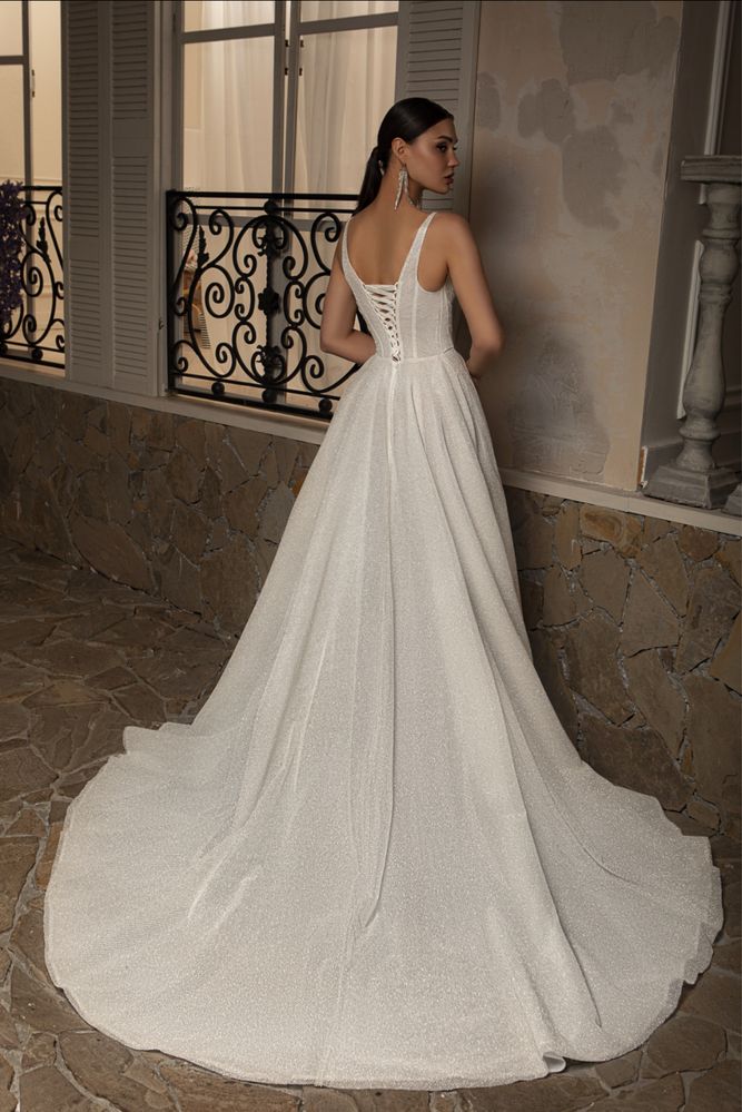 Продам весільну сукню Catari atelier