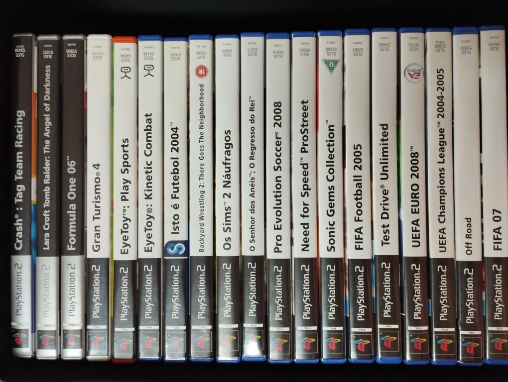 PlayStation 2 Slim + volante + pedais + 16 jogos