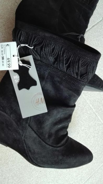 Botas em cunha PELE da H&M novas com etiqueta SALDOS