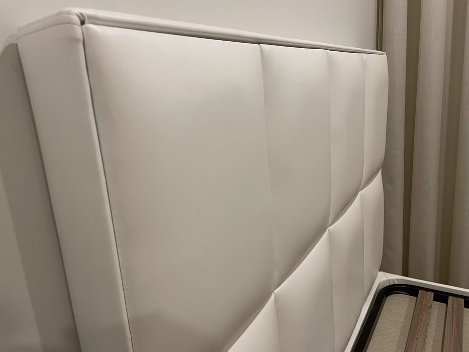 Vendo cama de meio casal