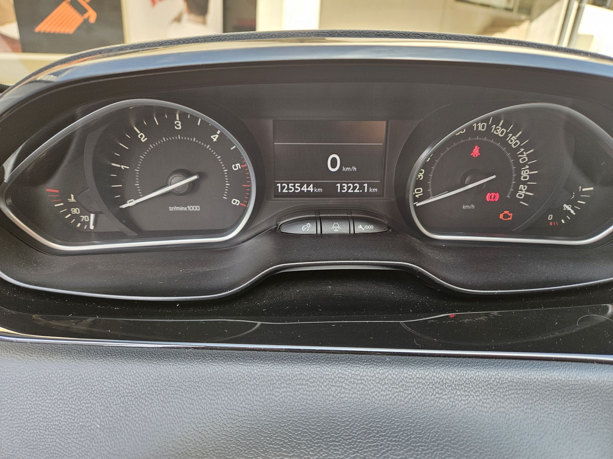 Peugeot 208 1.6 HDI