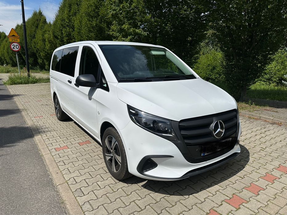 Wynajem Mercedes vito tourer 9 osobowy  Automat najnowszy model