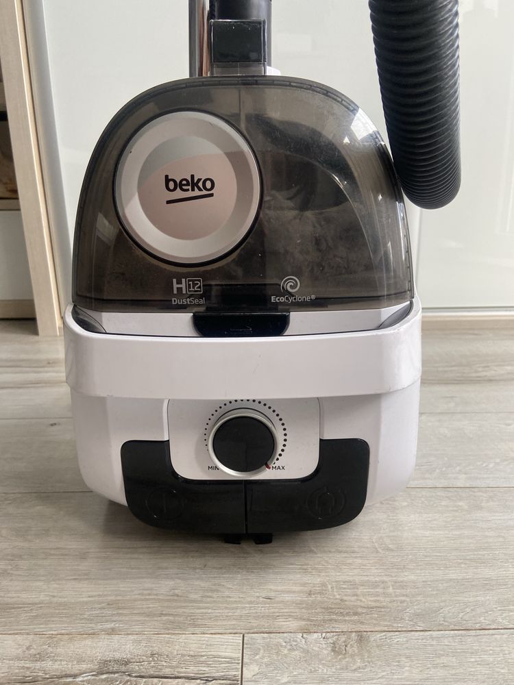 Odkurzacz Beko bezworkowy