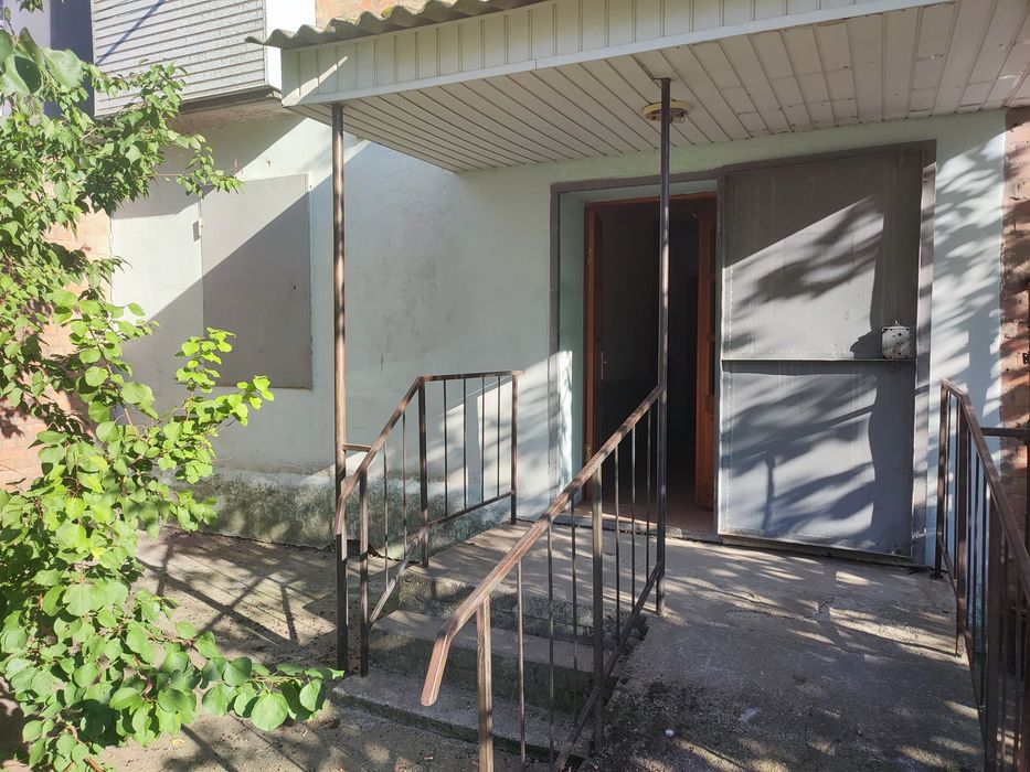 Магазин продаж/оренда