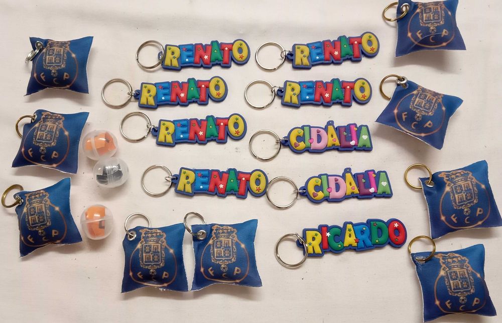 Porta chaves, "Porto" e nomes, todo o lote por 5€