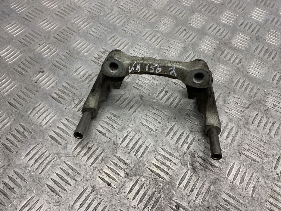 Скоба заднего суппорта BDTS26281 для Mazda CX-30 2019-2024