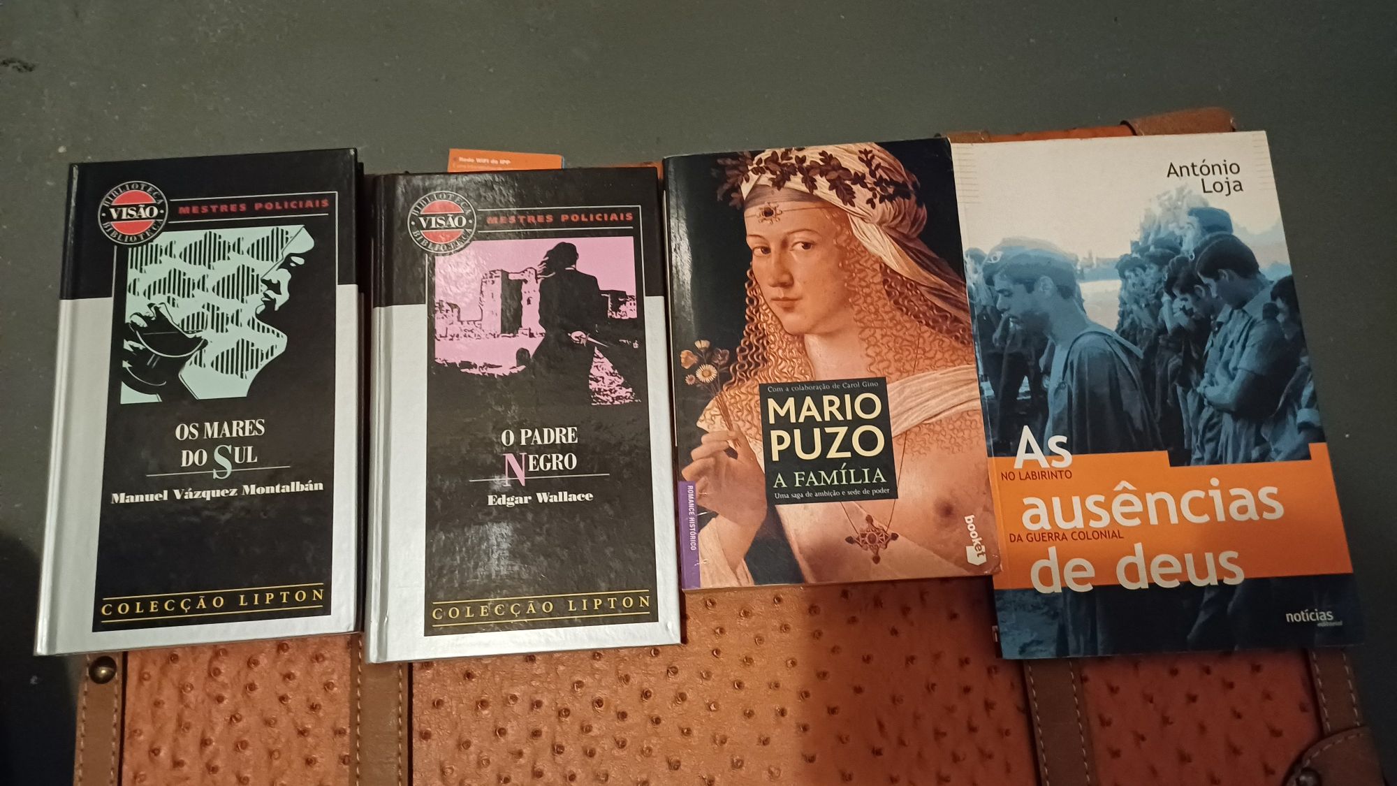 Varios livros 2€ cada