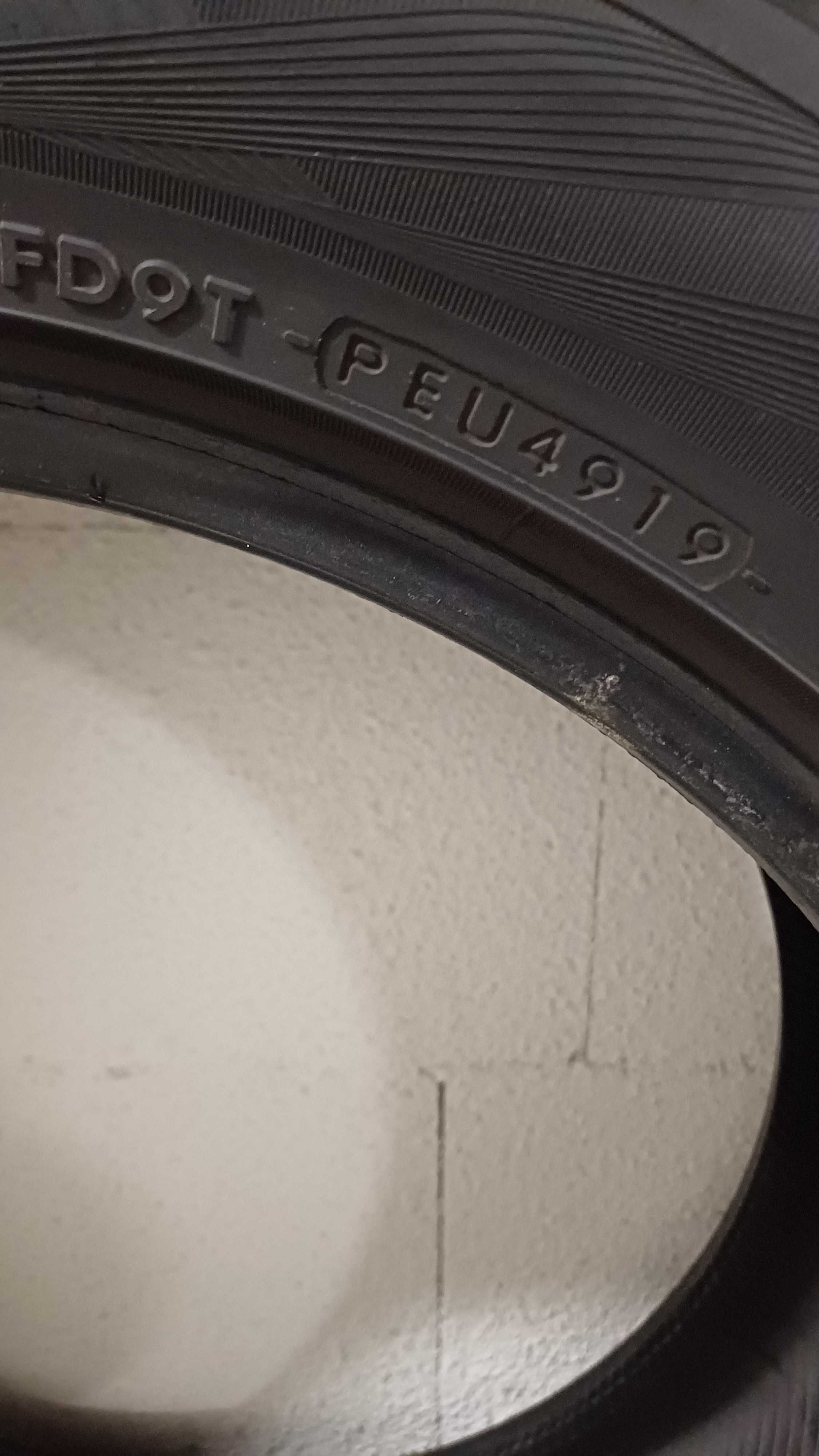 Yokohama 235/50R17 lato