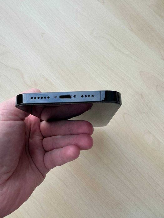 Apple iPhone 14 Pro Max 128GB eSIM (ідеал) +7 чохлів