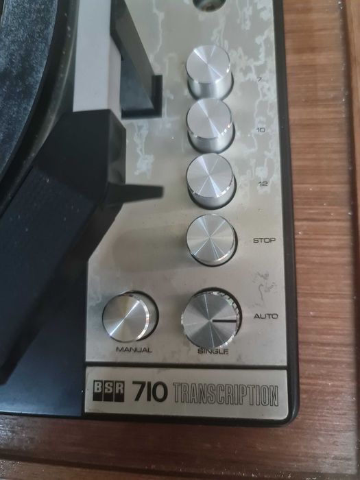 Gira discos BSR 710 e receiver vintage SHARP