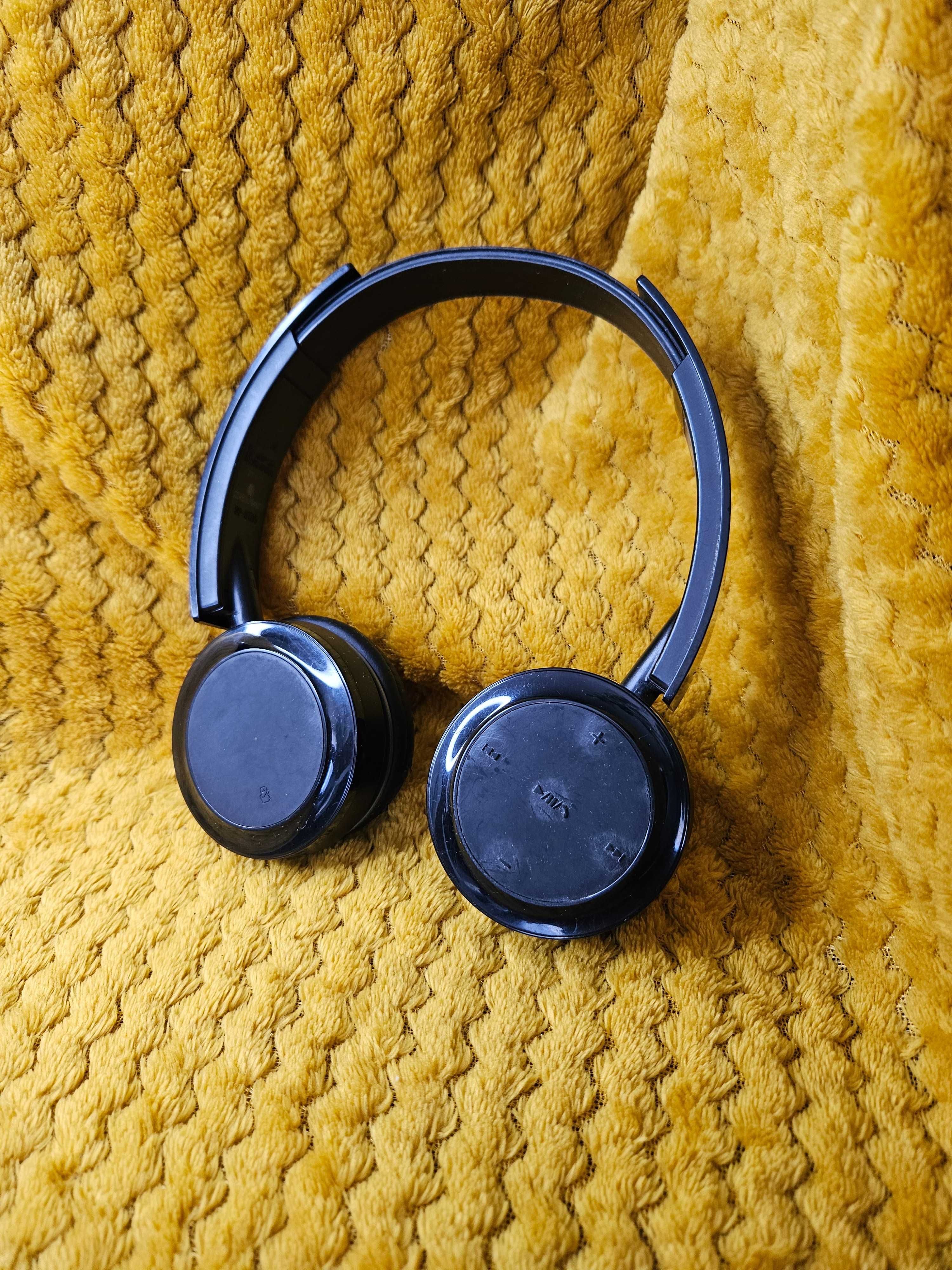 Bezprzewodowe słuchawki Panasonic z mikrofonem + kabel ładujący