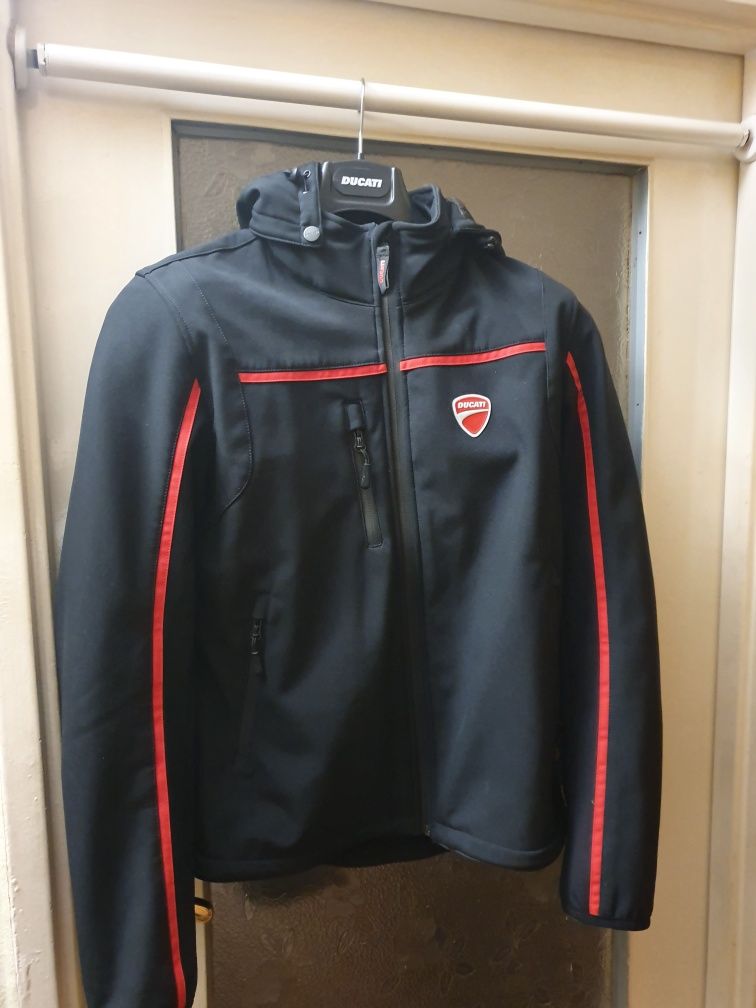 Kurtka ducati softshell M