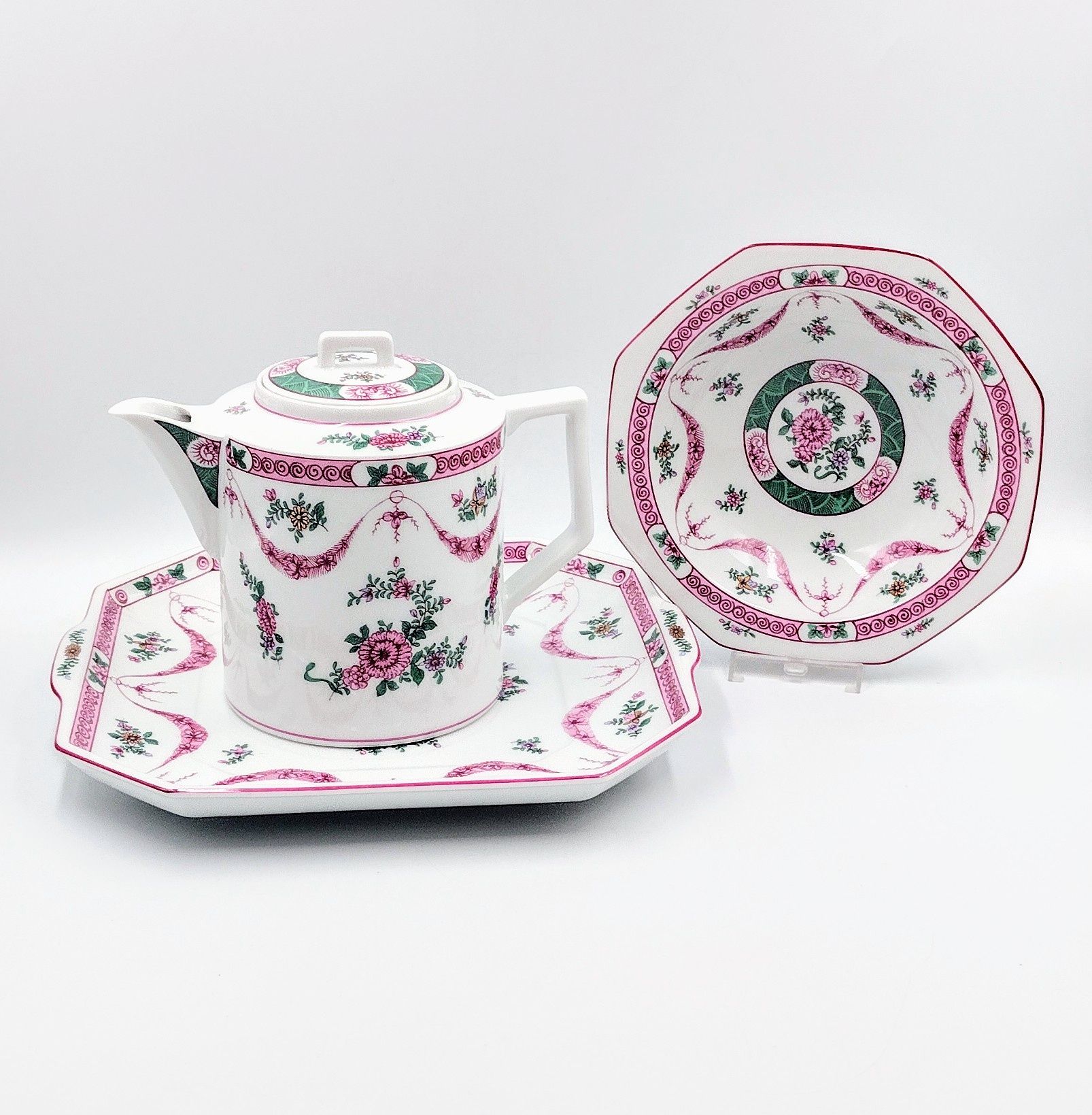 Zestaw japońskiej porcelany Shimabara Peony dzbanek taca misa antyk