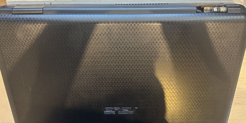 Повністю робочий Ноутбук ASUS