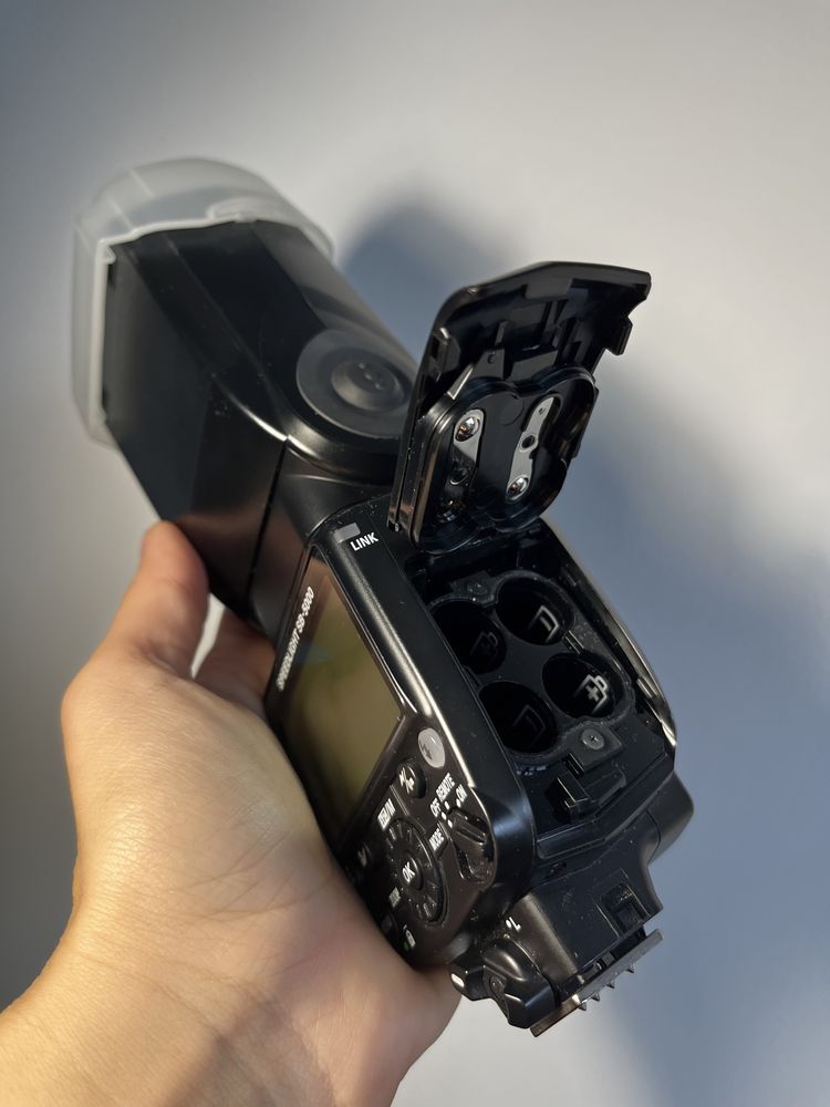 Uniwersalna lampa błyskowa Nikon SB-5000 TTl na aparat flesz