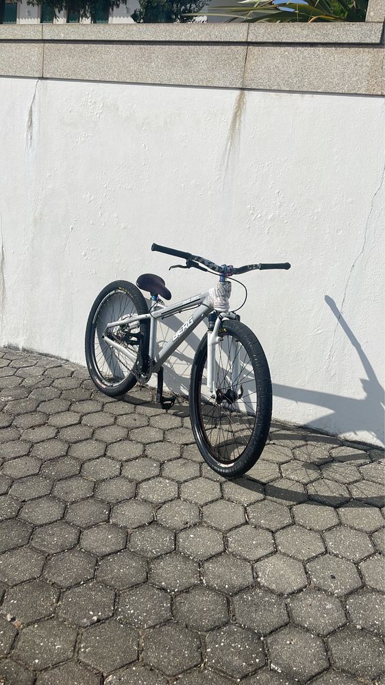 Bicicleta berg roda 26