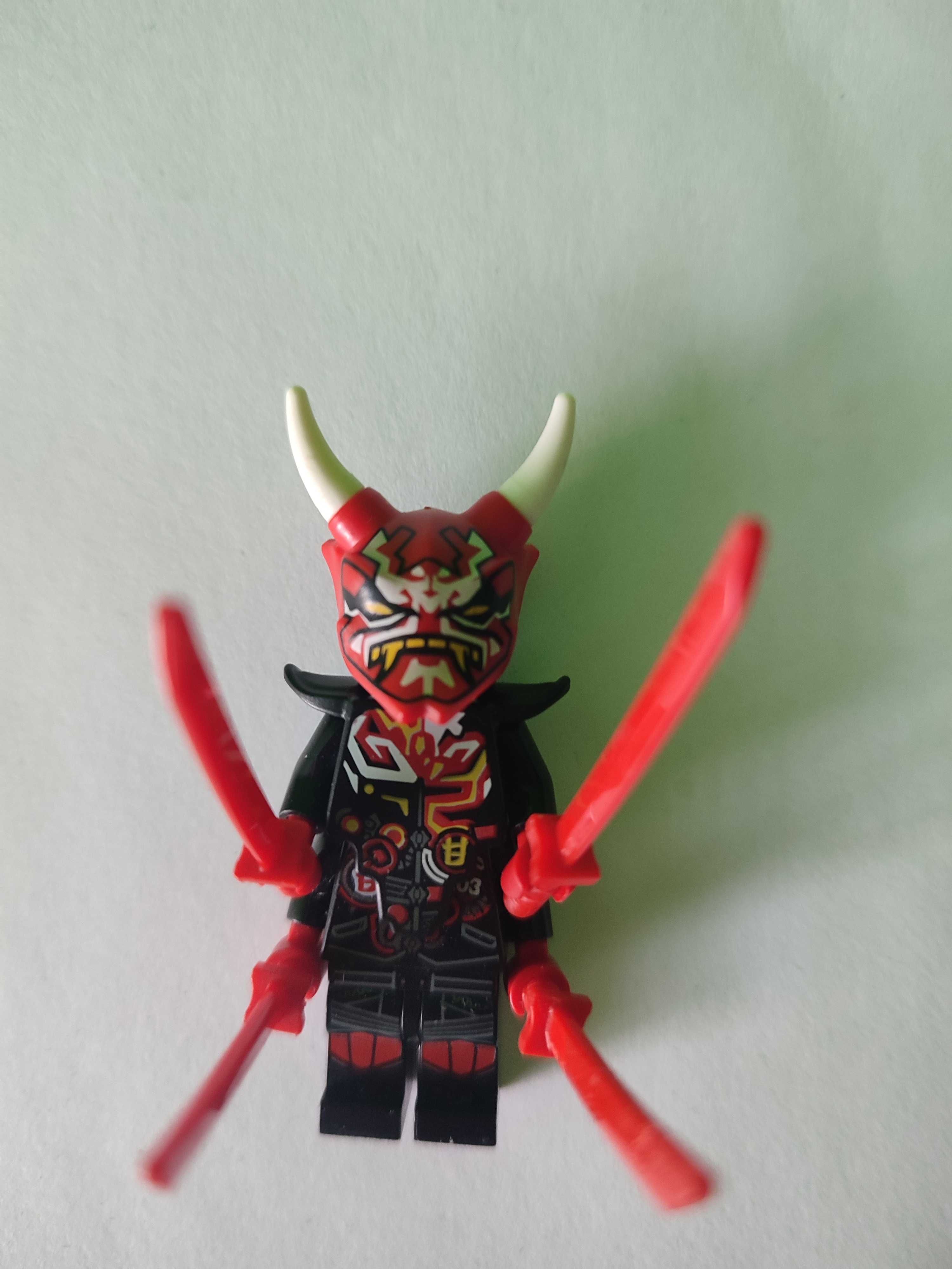 LEGO ninjago pan E