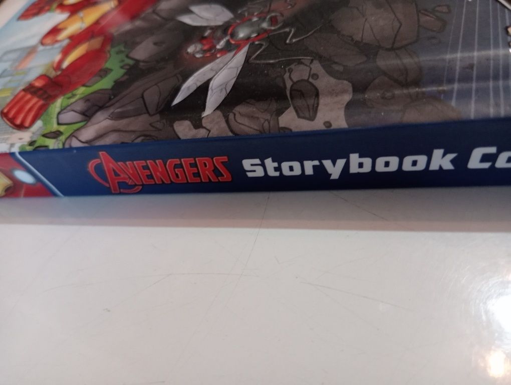 Avengers Storybook Collection Marvel po angielsku