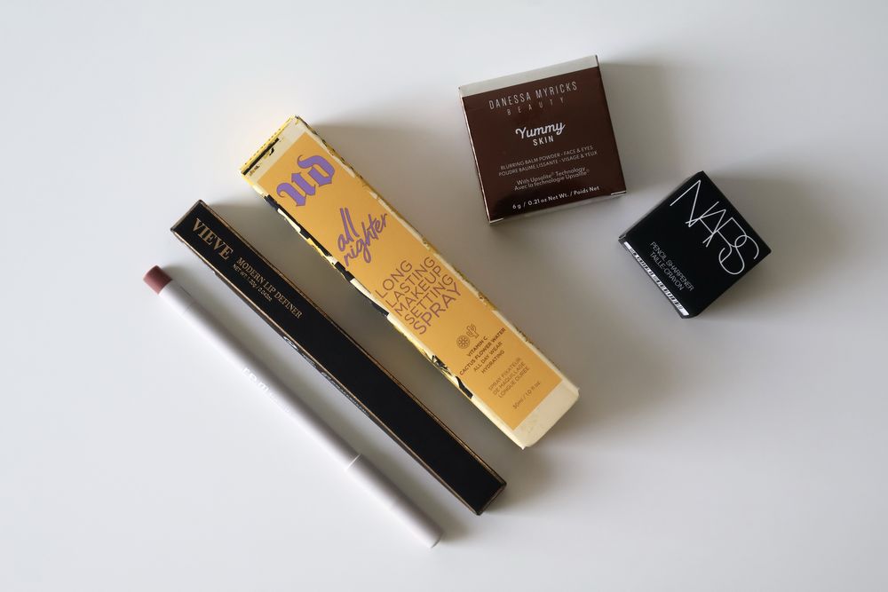 Conjunto Beleza Danessa Myricks, Nars, etc. – PORTES INCLUÍDOS