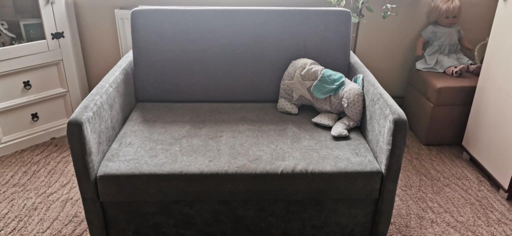 Kanapa dwuosobowa jak nowa 120cm rozkladana