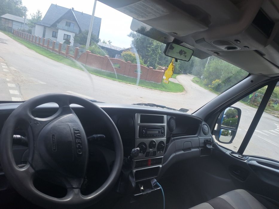 Iveco do przewozu zwierząt z waga
