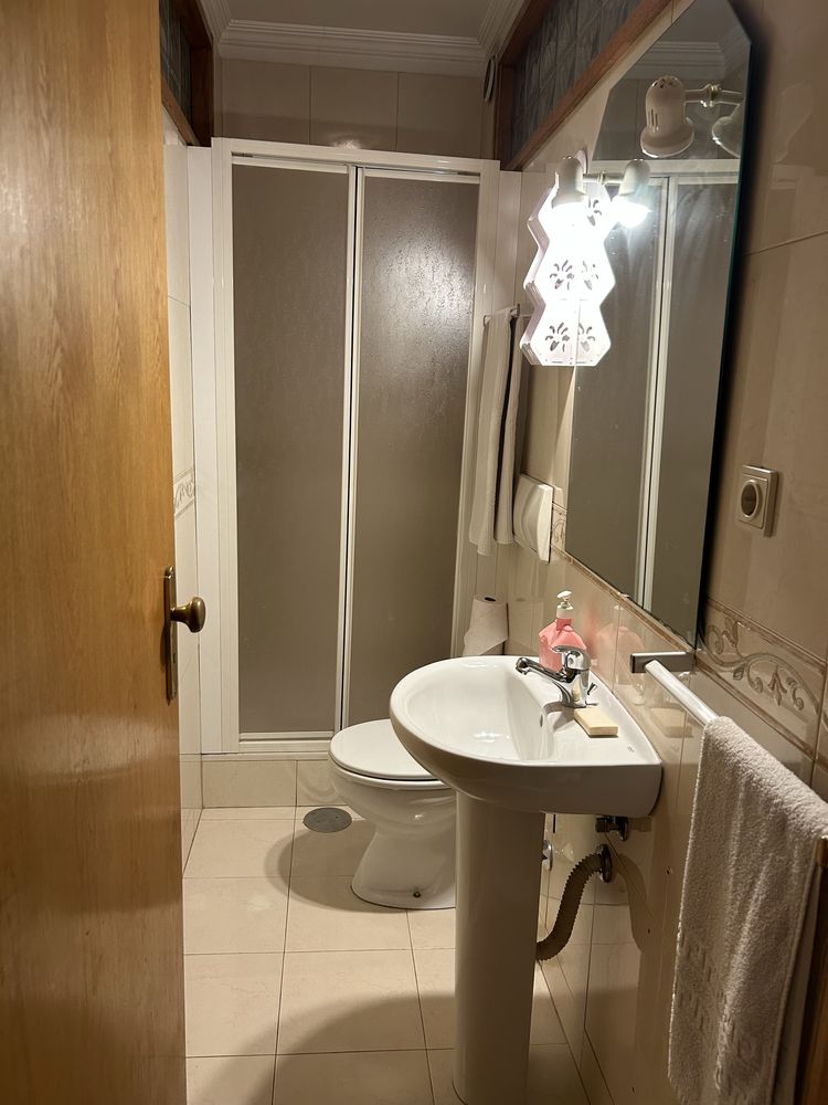 Quarto em residencia de estudantes femininas
