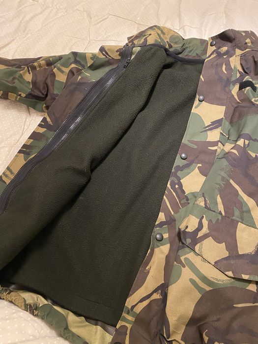 Varias peças de roupa Homem