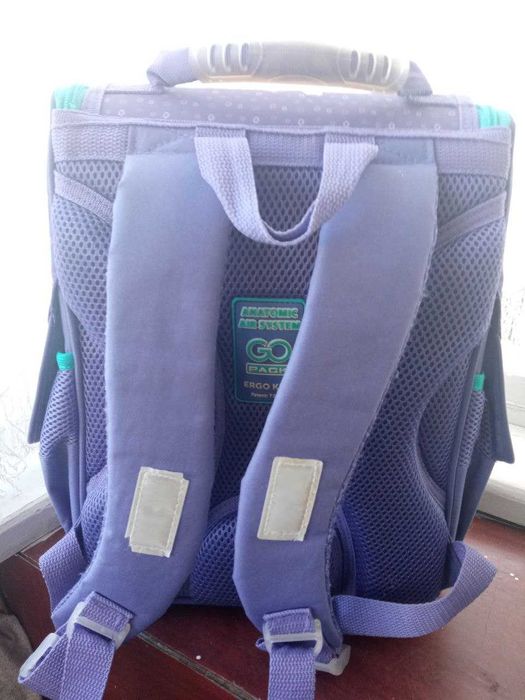 Рюкзак шкільний для першачків