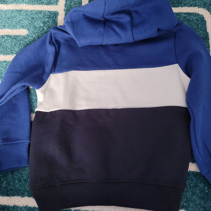 Bluza chłopięca z kapturem