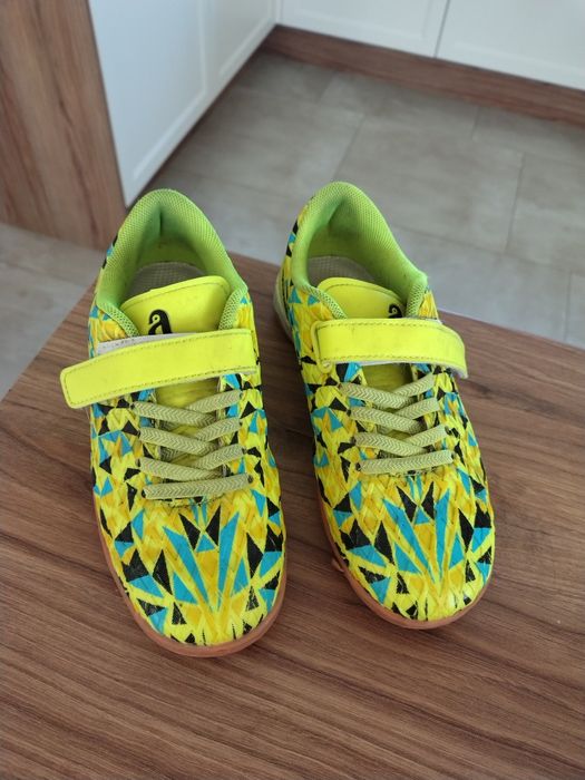 Buty turfy pilkarskie