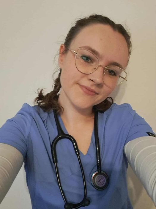 korepetycje z biologii do matury studentka medycyny