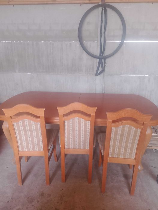 Stół rozkładany 200/300 5 krzeseł